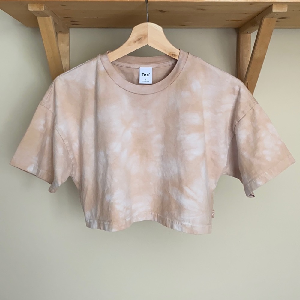 LIKE NEW Tna | Laid Back Tee in Tie Dye Beige Grey